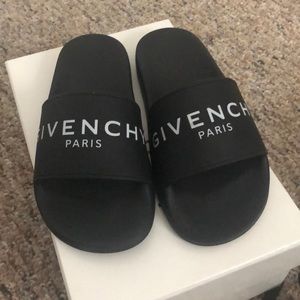 Givenchy Kids Pool Slides  Sz 32